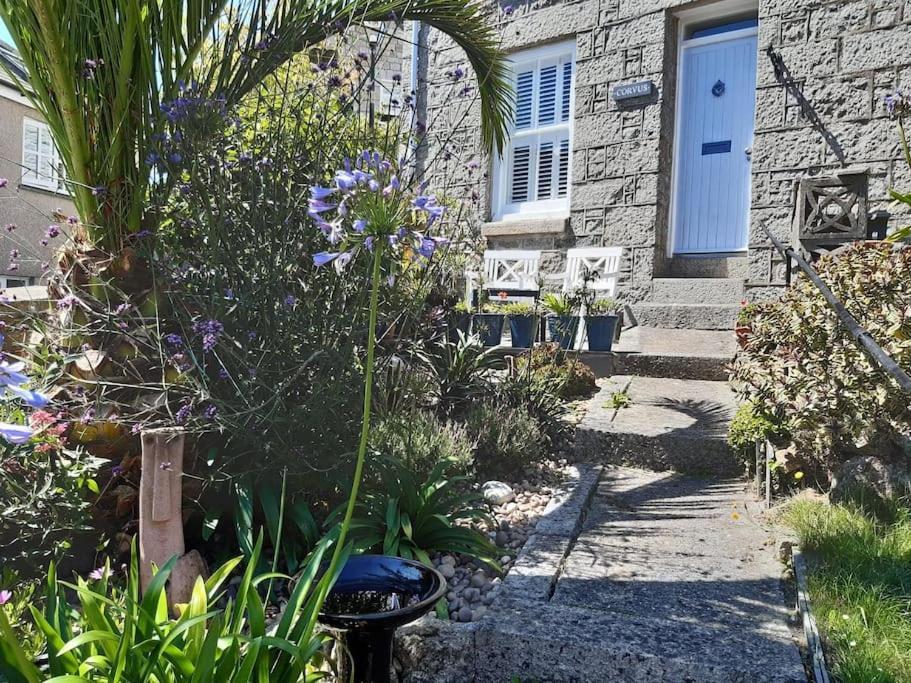 Corvus - Beautiful Cottage Half A Mile From Mousehole Penzance Eksteriør billede